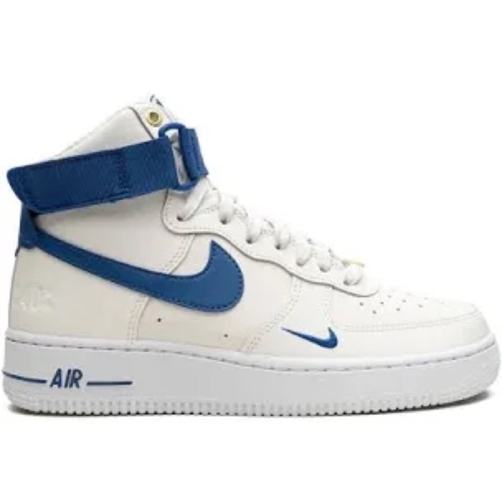 Nike High Air Force 1 Sneakers
